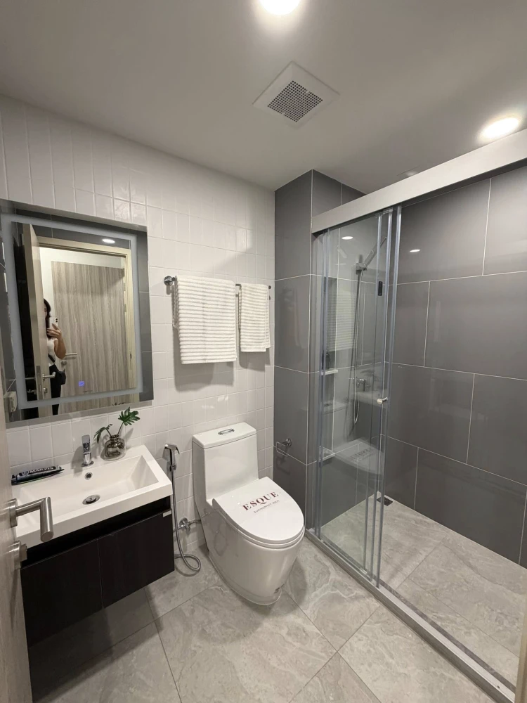 For rent: SQ Sukhumvit 101/1. Nice room, fully furnished. Book now! Don't miss out!+++