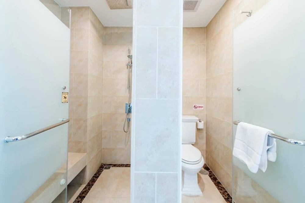 For rent: Espana Condo Resort Pattaya (Jomtien), 2 bedrooms, beautiful room, fully furnished, nice to live in, book now!