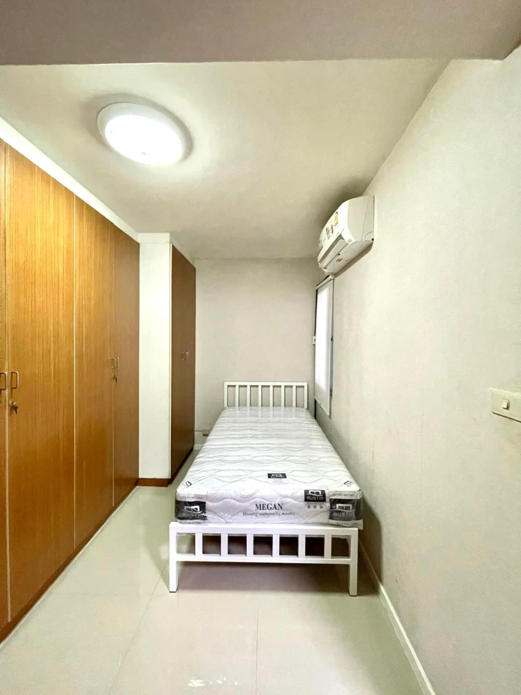 For rent, SV City Rama 3, large room, comfortable, comes with a comfortable price. Hurry and reserve.