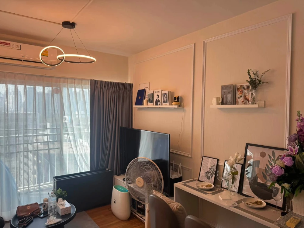 For rent: A Space Asoke-Ratchada, Building F, 12th floor (12A), city view, unobstructed, fully furnished, ready to move in.