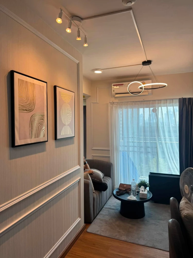 For rent: A Space Asoke-Ratchada, Building F, 12th floor (12A), city view, unobstructed, fully furnished, ready to move in.