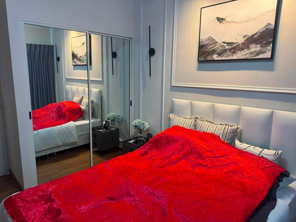 For rent: A Space Asoke-Ratchada, Building F, 12th floor (12A), city view, unobstructed, fully furnished, ready to move in.