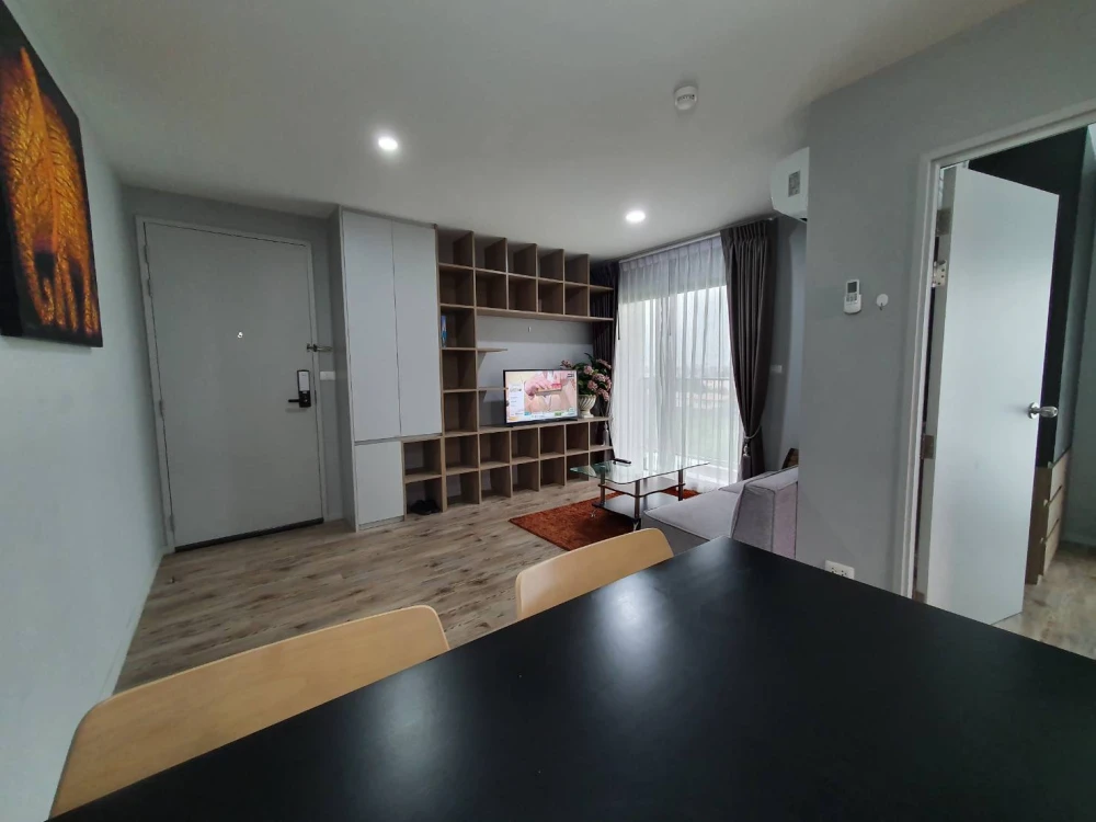 For rent!! Aspen Condo Lasalle, 8th floor, corner room, Building B2, fully furnished, ready to move in, don't wait, book now!!