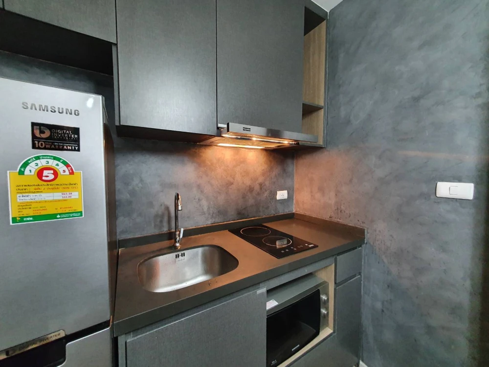 For rent!! Aspen Condo Lasalle, 8th floor, corner room, Building B2, fully furnished, ready to move in, don't wait, book now!!