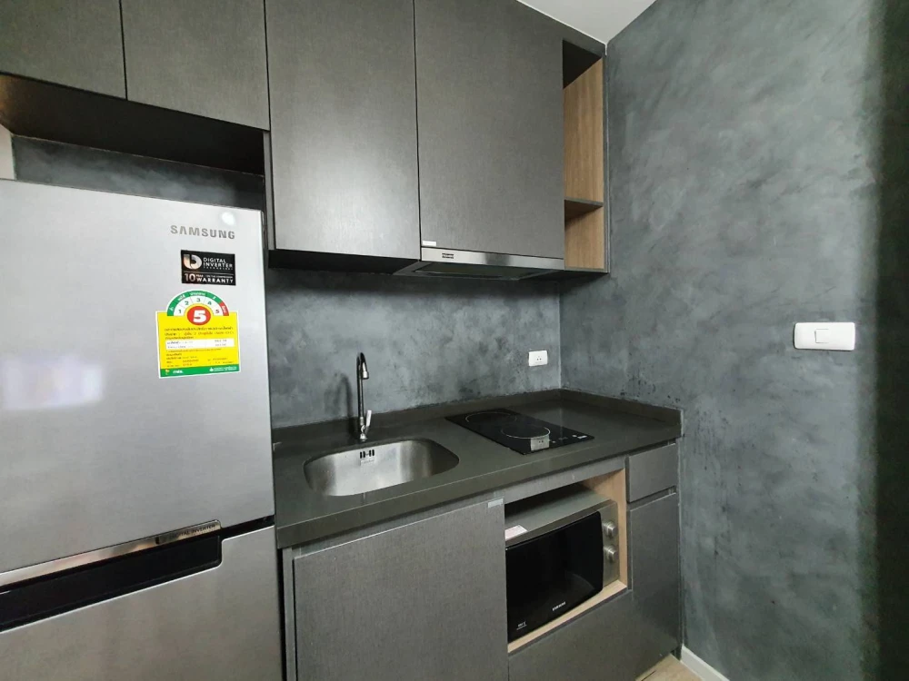For rent!! Aspen Condo Lasalle, 8th floor, corner room, Building B2, fully furnished, ready to move in, don't wait, book now!!