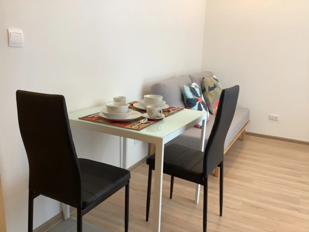 For rent, XT Phayathai, high floor, 26th floor, very beautiful wide front room, ready to move in immediately!