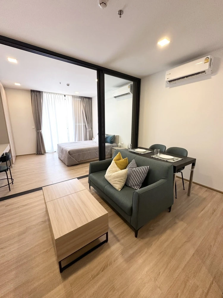 For rent, XT Phayathai, very spacious room, plenty of usable space, open view, no blocked view, book now, don't hesitate.