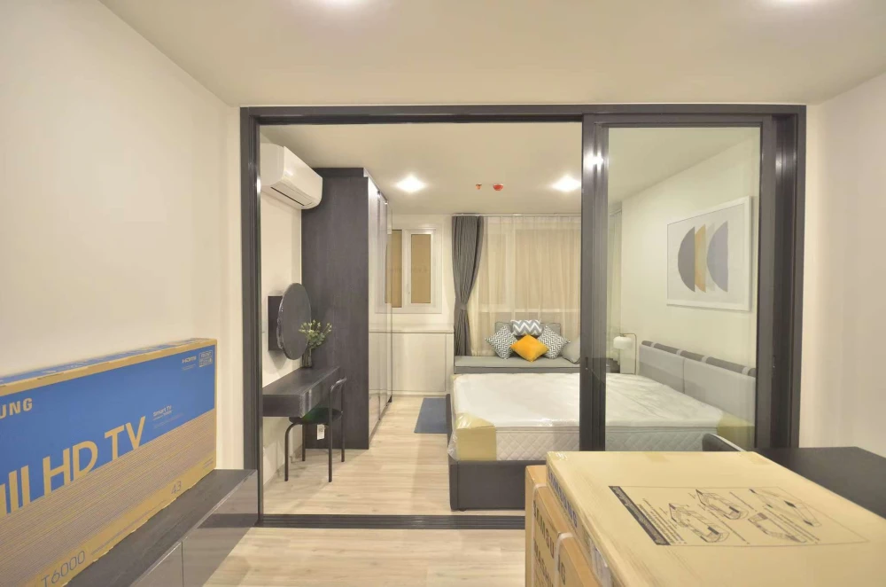 For rent: XT Huai Khwang, 11th floor, comfortable and not cramped, fully furnished, hurry and reserve now!