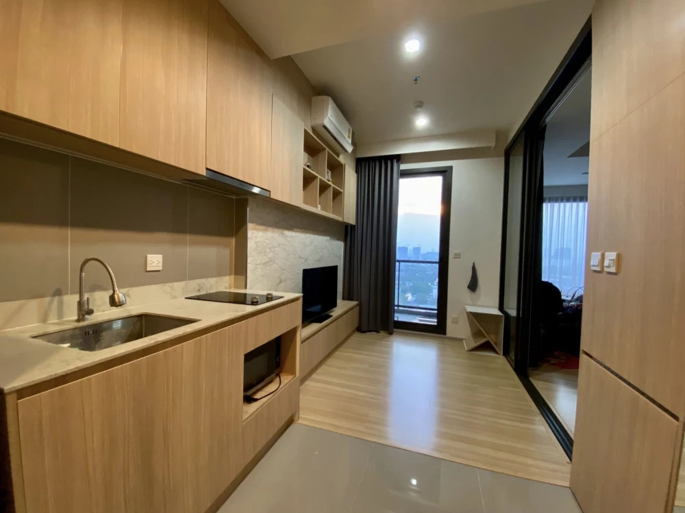 For rent, M Chatuchak, 20th floor, fully furnished, interested in owning, hurry and reserve now, urgently.