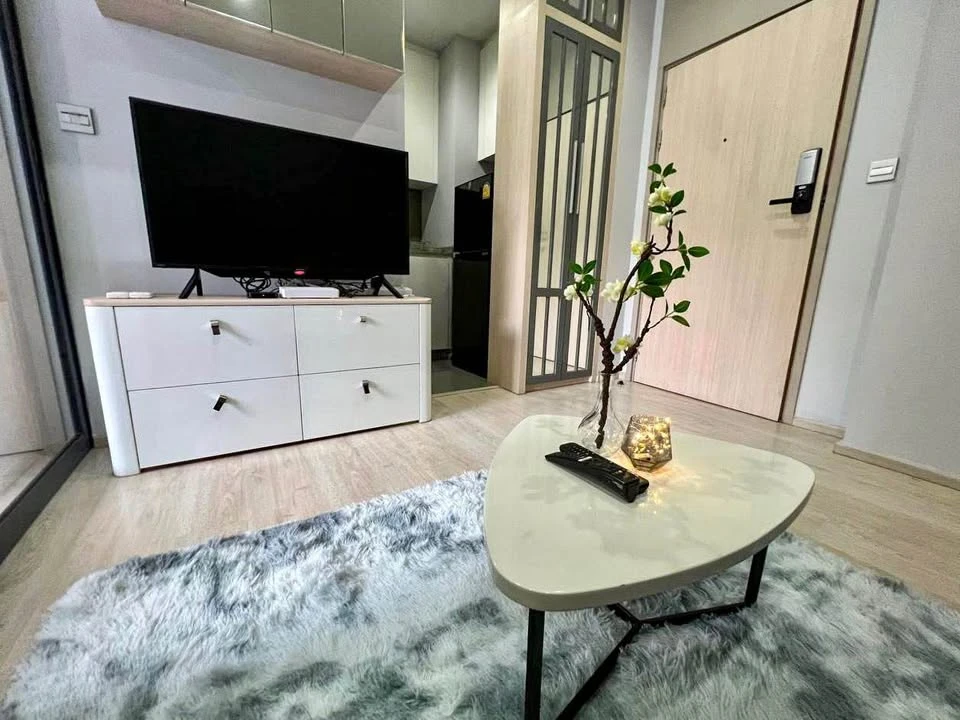 For rent, M Thonglor Ten, 1 bedroom, warm and comfortable, with quality mattress, pets allowed, must book.