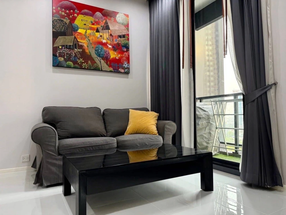 For rent: M Ladprao, 15th floor, electrical appliances and furniture included, just come and move in.