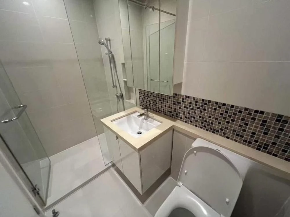 For rent, M Ladprao, 3 bedrooms, lots of usable space in the room, good view, ready to move in