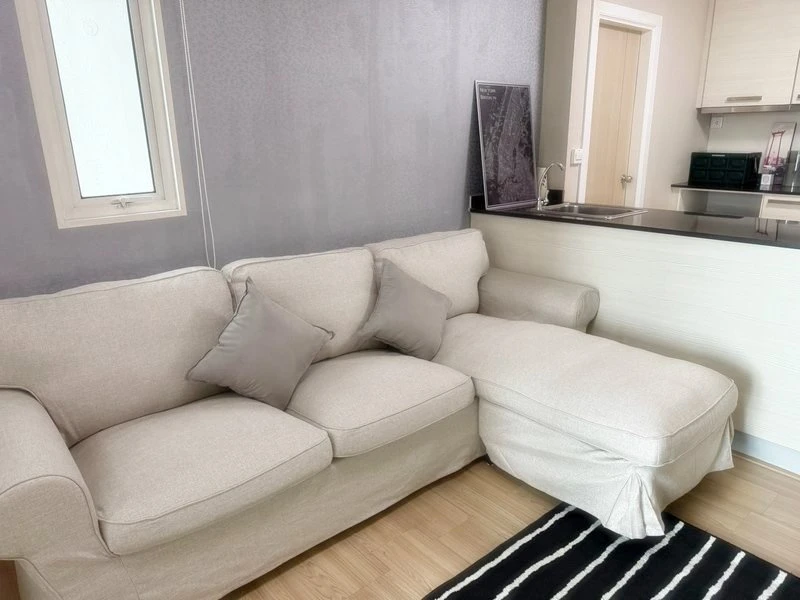 For rent!! M Society Condominium, 28th floor, Building A, beautiful room, fully furnished, ready to move in, don't miss it!!