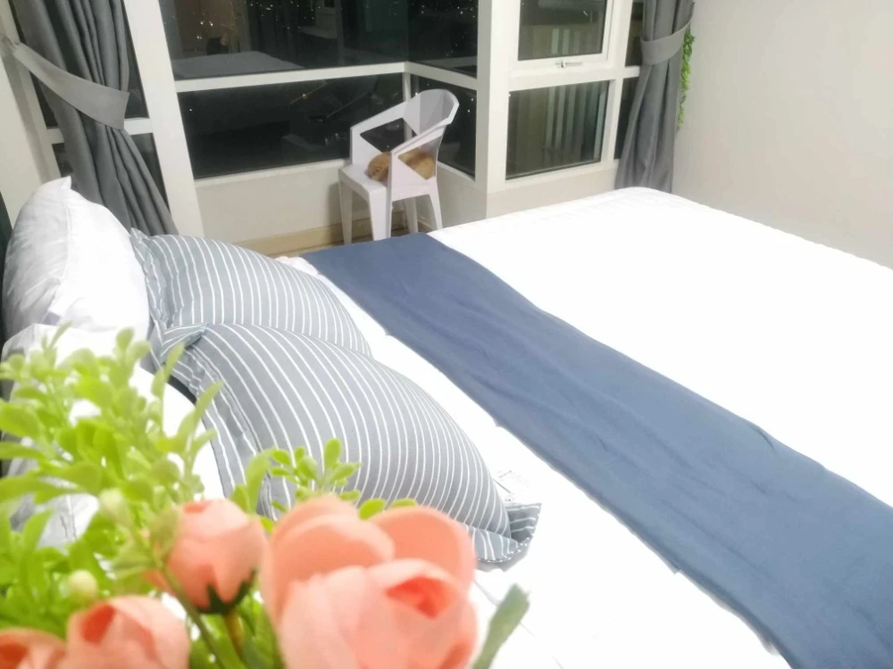 For rent!! M Society Condominium, beautiful room, fully furnished, move in ready! Don't miss out!!