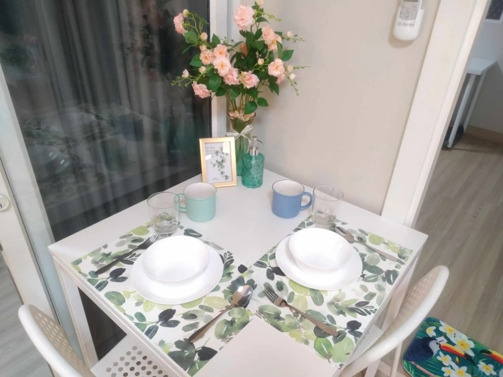 For rent!! M Society Condominium, beautiful room, fully furnished, move in ready! Don't miss out!!