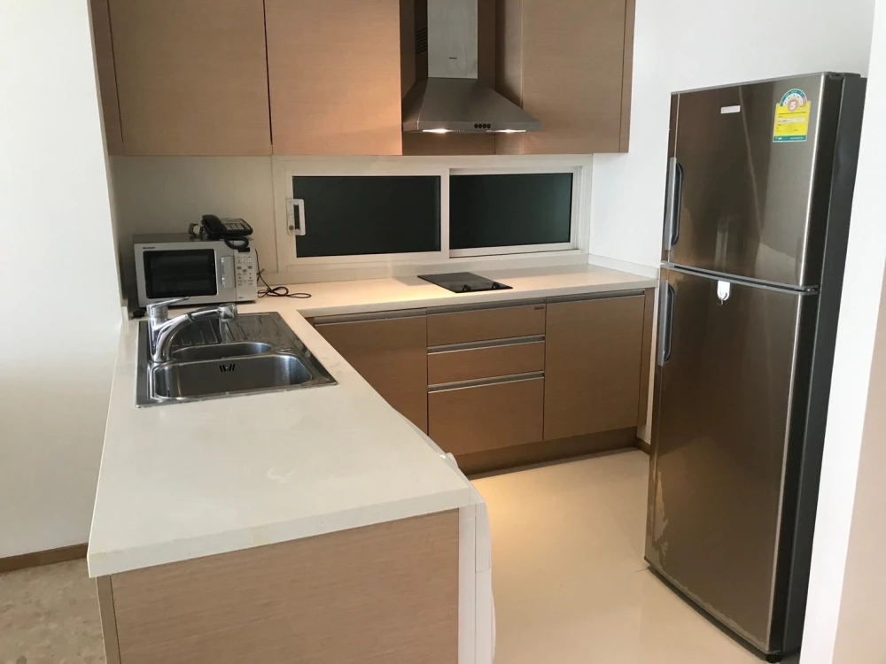 For rent: Empire Place Sathorn - Narathiwat. The room is decorated simply but livable. Feels like being at home. Very worth booking.