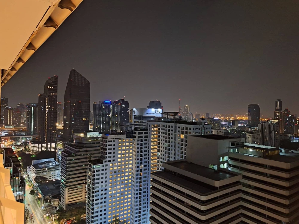 ให้เช่า แกรนด์ พาร์ค วิว อโศก ชั้น 32 ชั้นสูงที่สุดเห็นวิวชัดเจน พร้อมระเบียงรอบด้าน พื้นที่ในห้องเยอะมาก รีบจองก่อนพลาด
