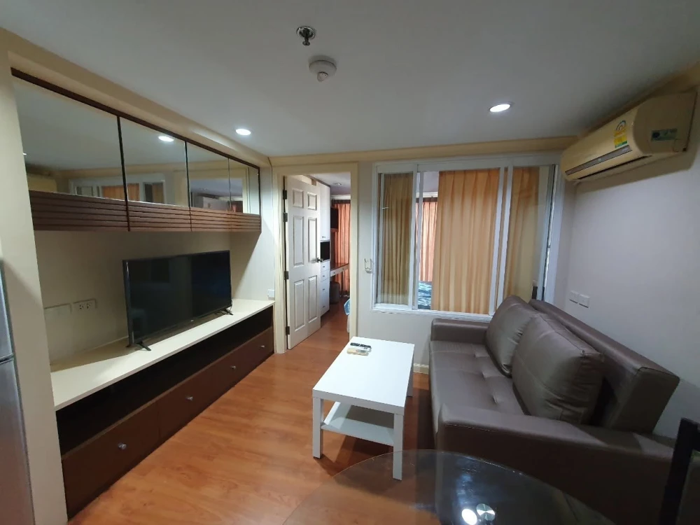 For rent, Grand Park View Asoke, city view, private, do not miss.