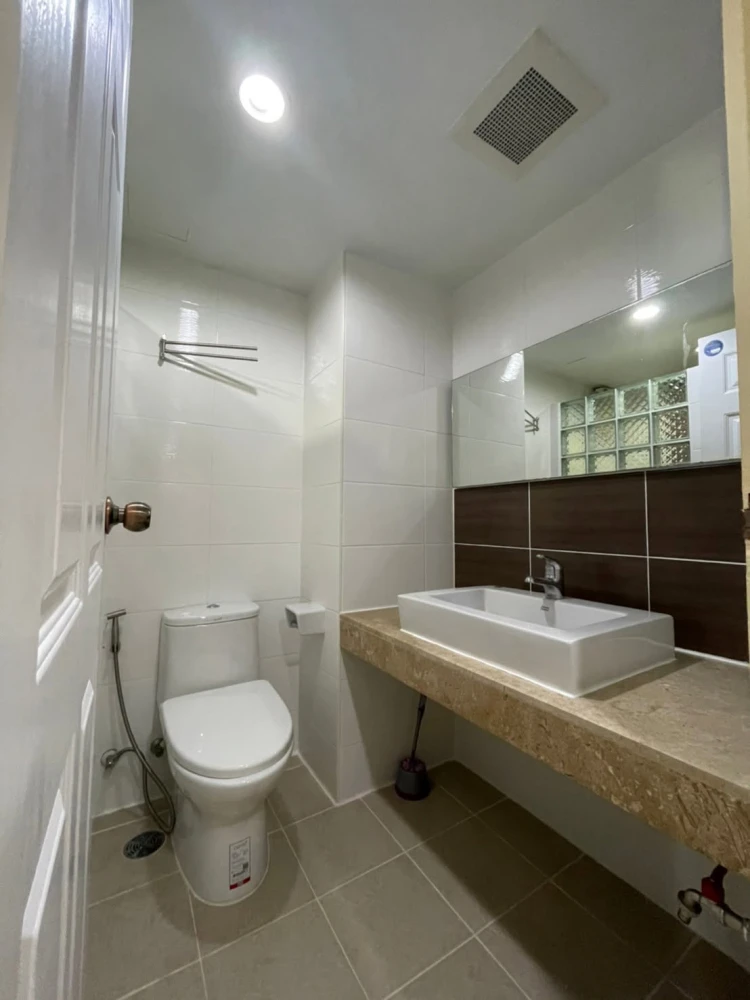 For rent, Grand Park View Asoke, city view, private, do not miss.