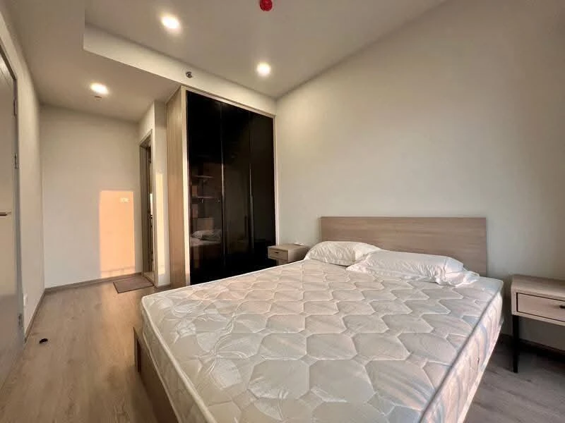 For rent: Chapter One Flow Bang Pho, 38th floor, beautiful Chao Phraya River view, relaxing atmosphere, very worth booking.