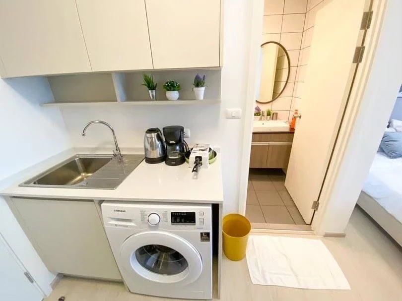 For rent: Chapter One Eco Ratchada - Huai Khwang, Studio room, 19th floor, high view, furnished, ready to move in, book now.