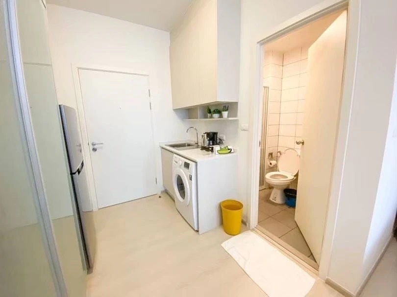 For rent: Chapter One Eco Ratchada - Huai Khwang, Studio room, 19th floor, high view, furnished, ready to move in, book now.