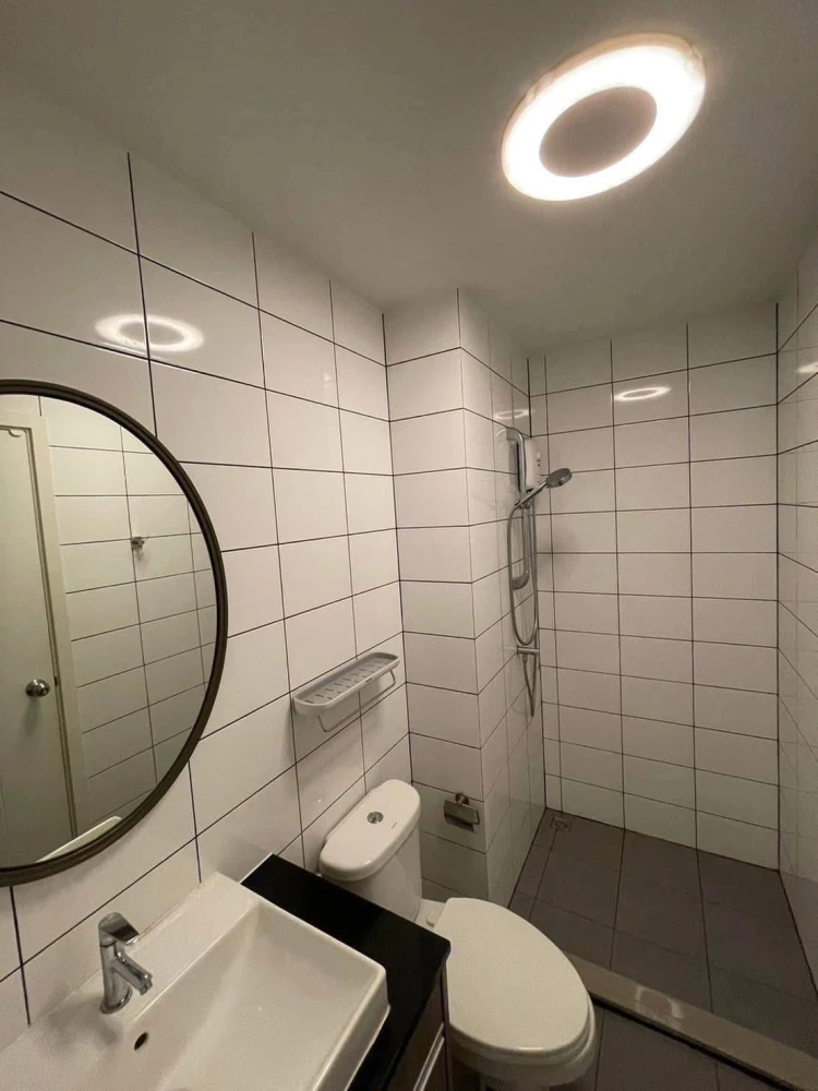 For rent: Chapter One Eco Ratchada-Huai Khwang, corner room, quiet, no people passing in front of the room, good wind, cool and comfortable room, urge