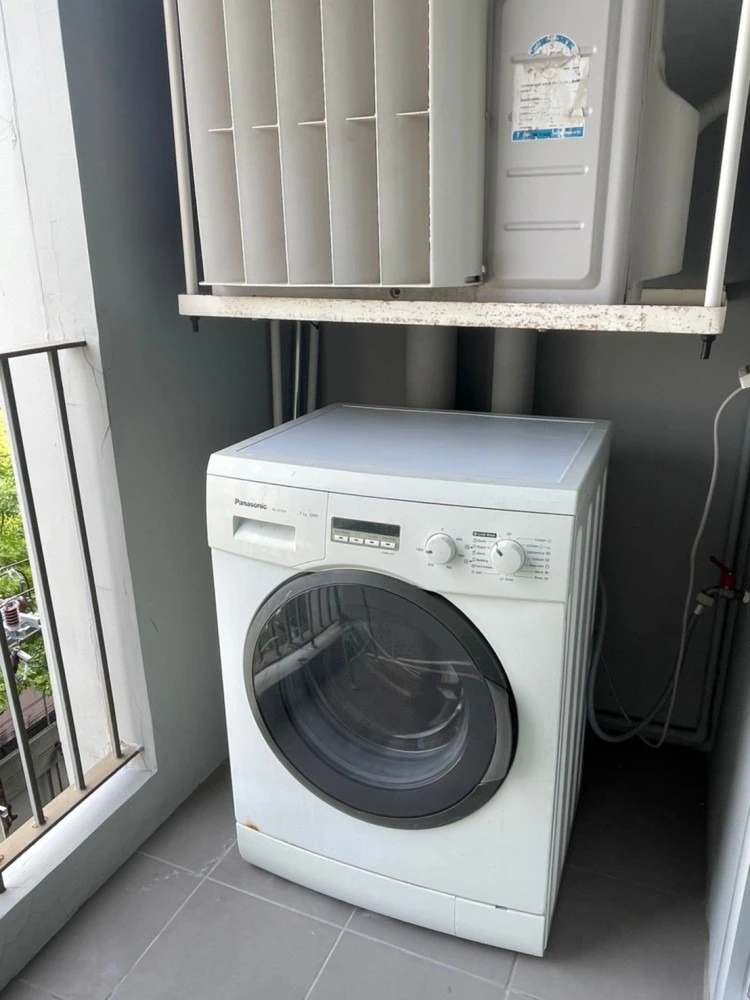 For rent: Chapter One The Campus Kaset, corner room, has privacy. Complete with electrical appliances. Hurry and reserve now.