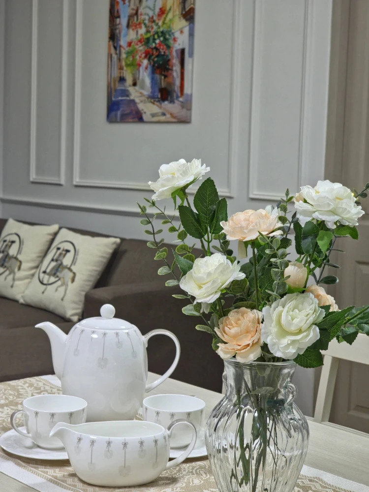 For rent: Chapter One Modern Dutch Condo, riverside, 60 sq.m., beautifully decorated. Book now!