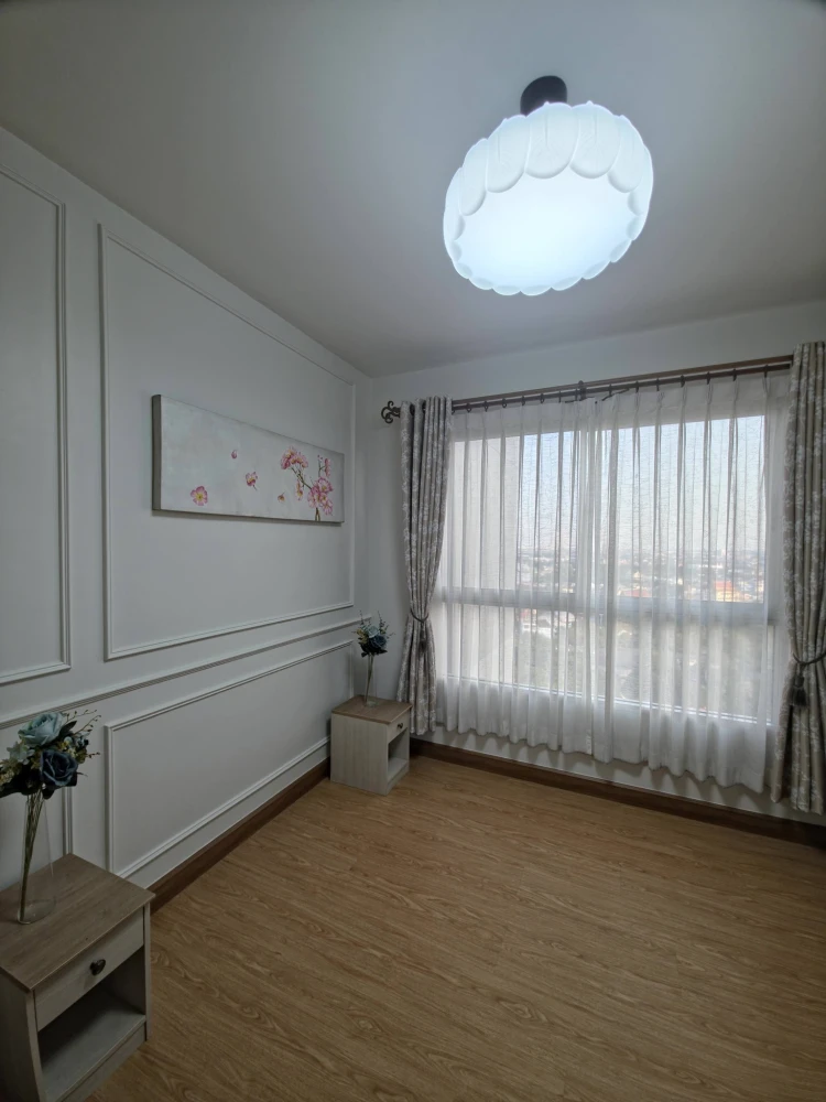 For rent: Chapter One Modern Dutch Condo, riverside, 60 sq.m., beautifully decorated. Book now!
