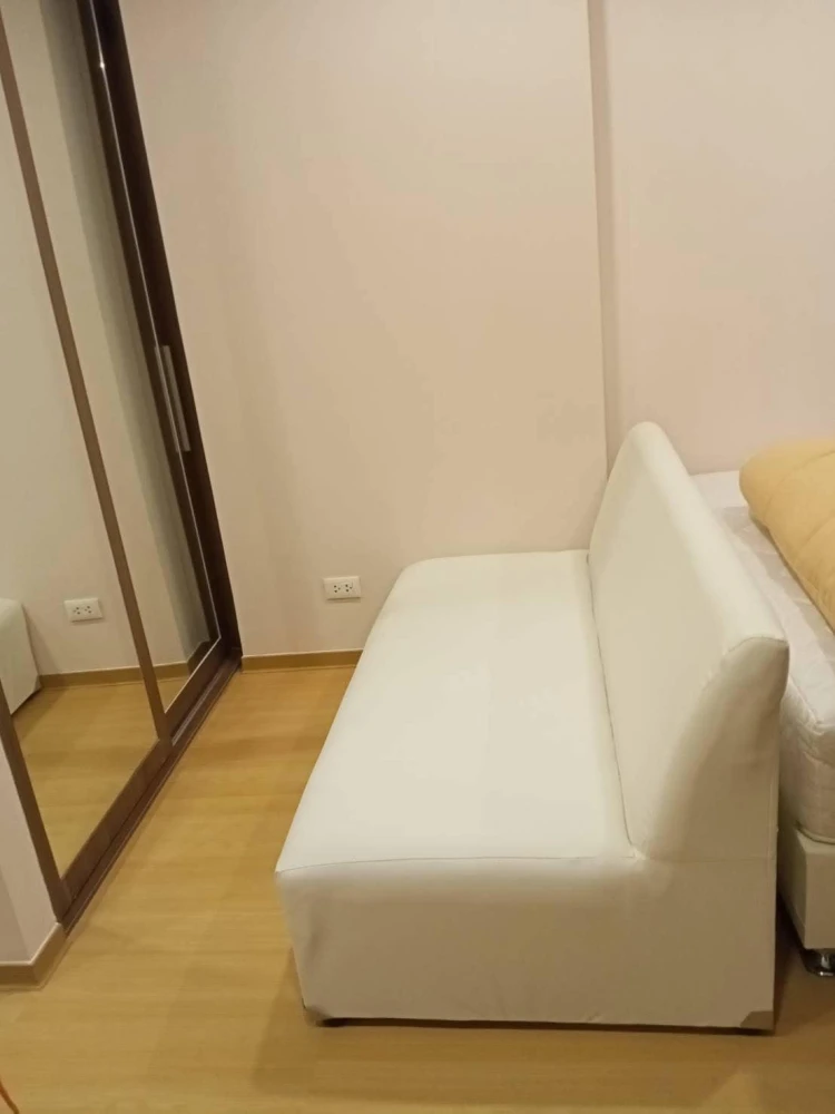 For rent: Bangkok Horizon Light @Phetkasem 48 Station, corner room, not attached to other rooms, private, hurry up and get it now!