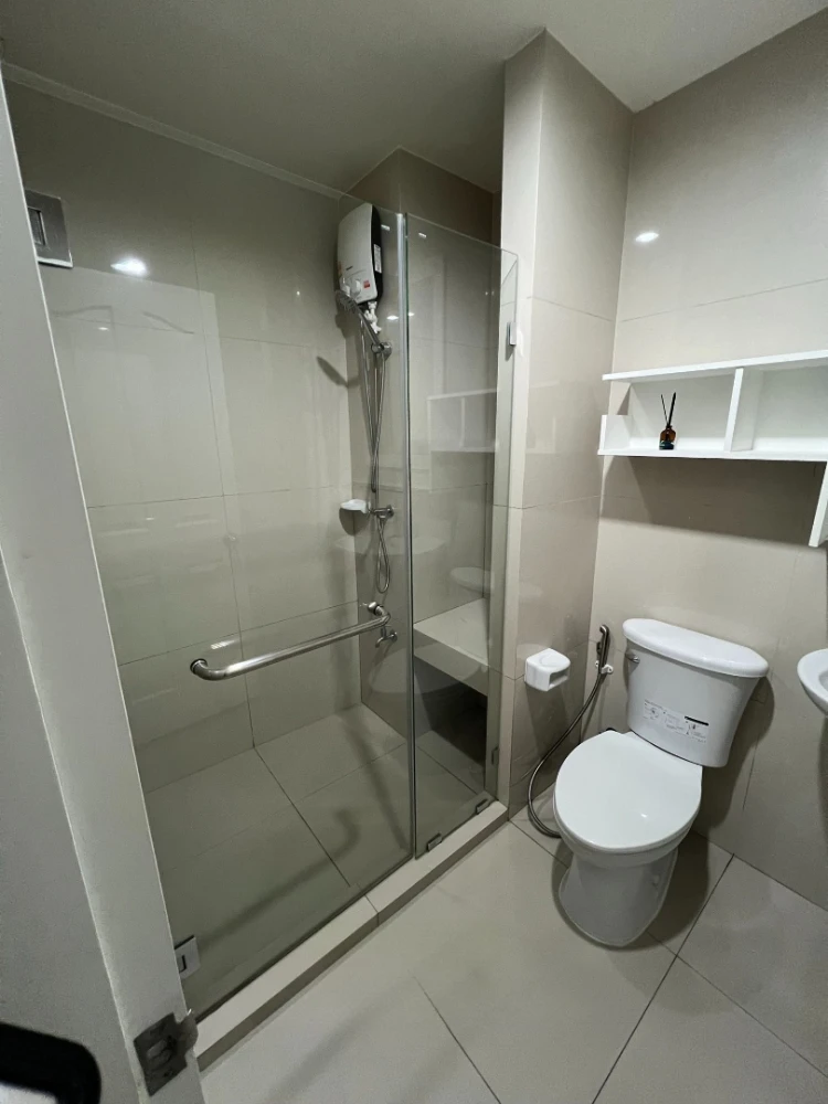 For rent: Manor Sanambinnam, Building C, 31st floor. Unobstructed view. Comfortable and spacious. Don't miss out!