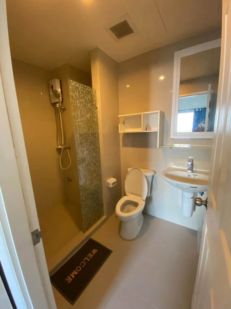 For Rent: Manor Sanambin Nam. Airy unit with a beautiful view; fully furnished and equipped with appliances—ready for immediate move-in.