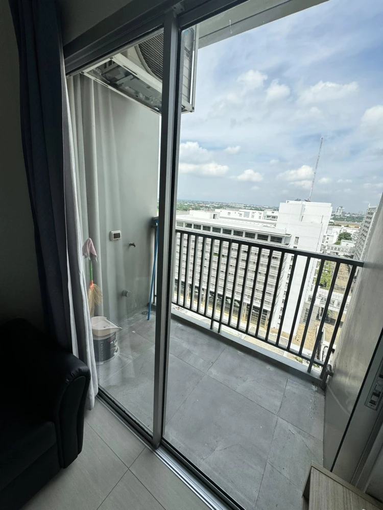 For rent: Manor Sanambinnam, 1 bedroom, 1 bathroom, full city view, complete electrical appliances, must book.
