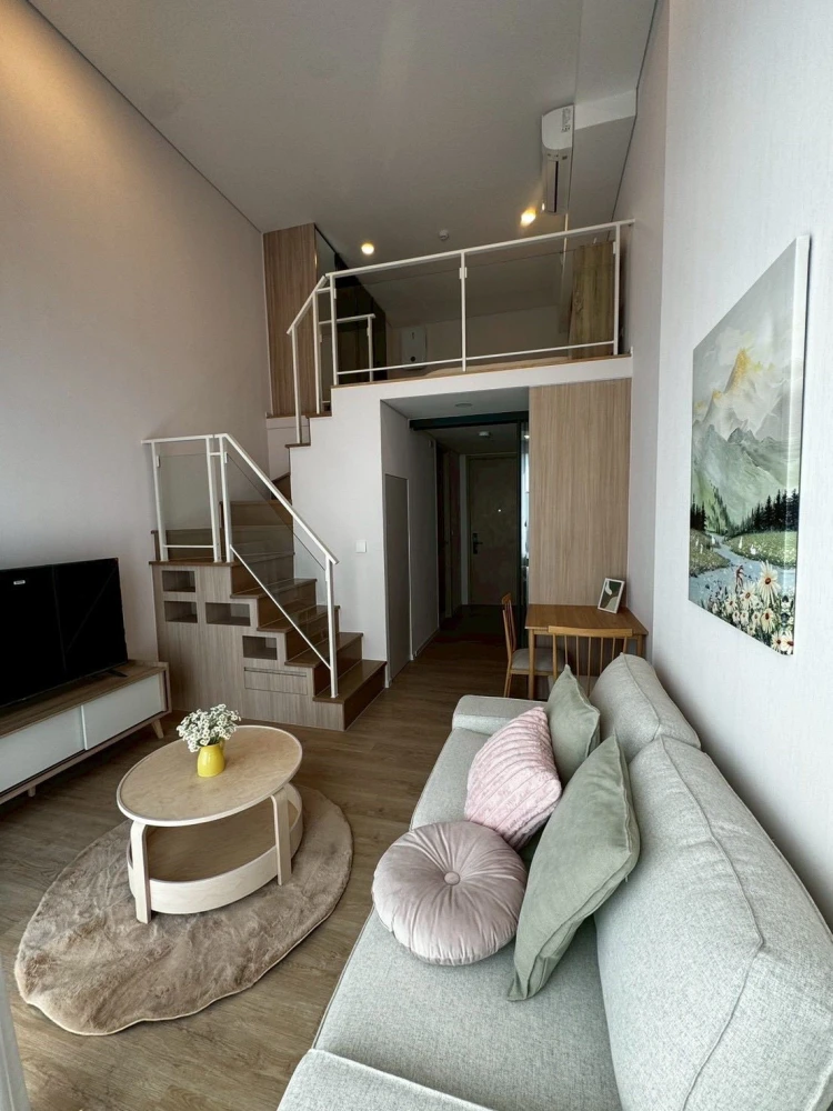 For rent: Landmark @ MRTA Station, DUPLEX unit, high floor, stunning city view, open-plan City View, Full Furniture.