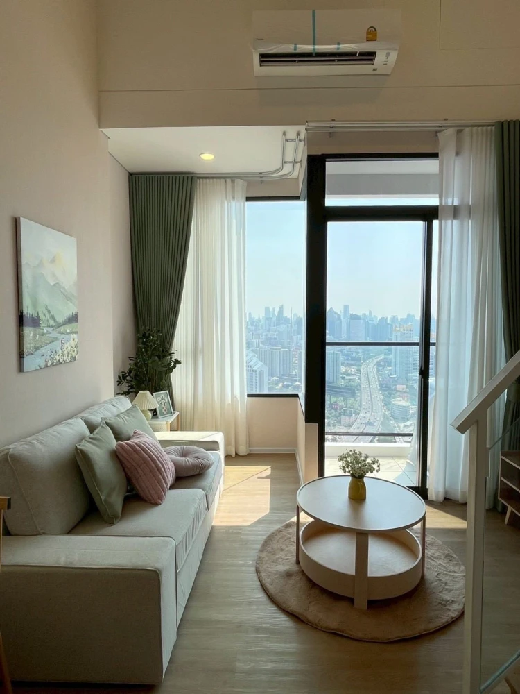 For rent: Landmark @ MRTA Station, DUPLEX unit, high floor, stunning city view, open-plan City View, Full Furniture.