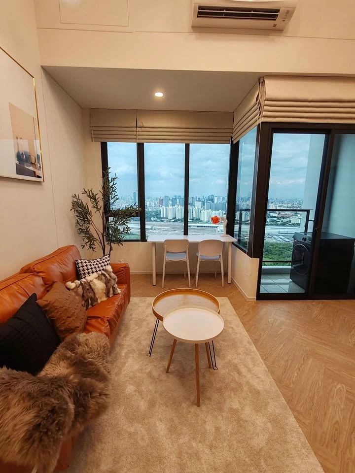 For rent: Landmark at MRT Station, beautiful room, high floor, excellent built-in furniture, complete electrical appliances