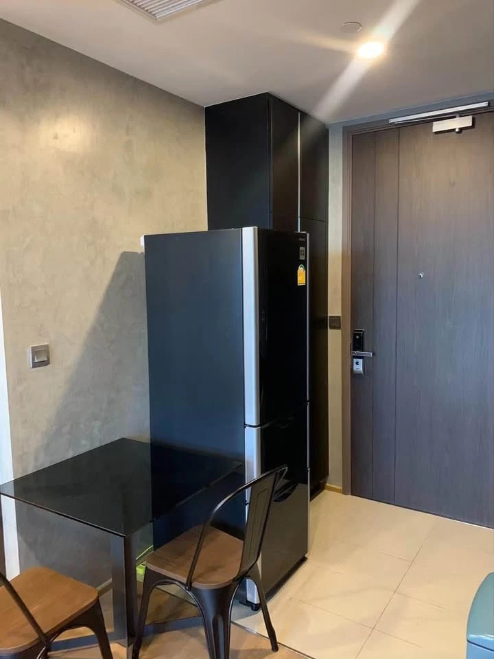 For rent: Ashton Chula - Silom, beautiful room, built-in decoration in Loft Industrial style, very high floor, beautiful view, hurry up and grab it.