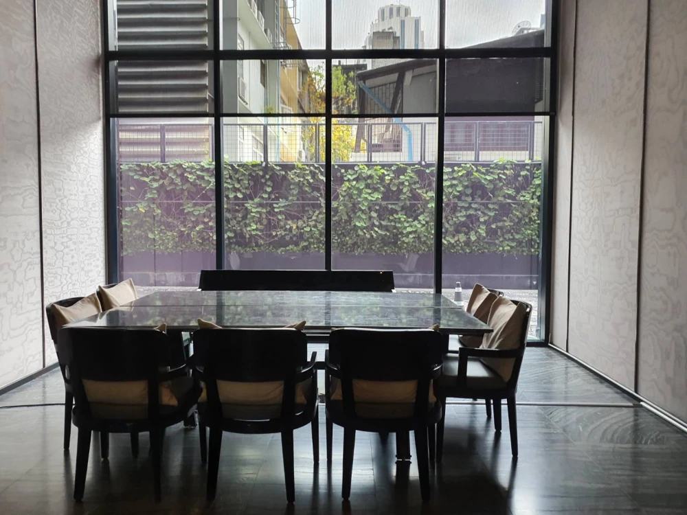 For rent: Ashton Asoke, ready to move in, fully furnished, great price, come and reserve today.