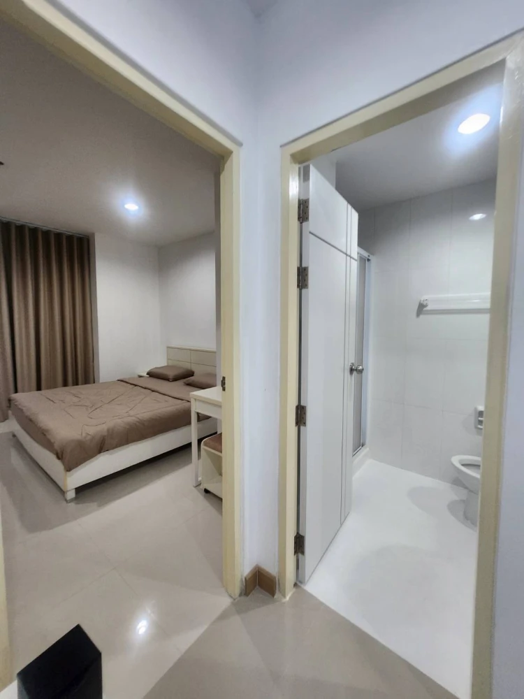 For rent: At City Sukhumvit 101/1, corner room, large area, quiet, good air, convenient with complete facilities