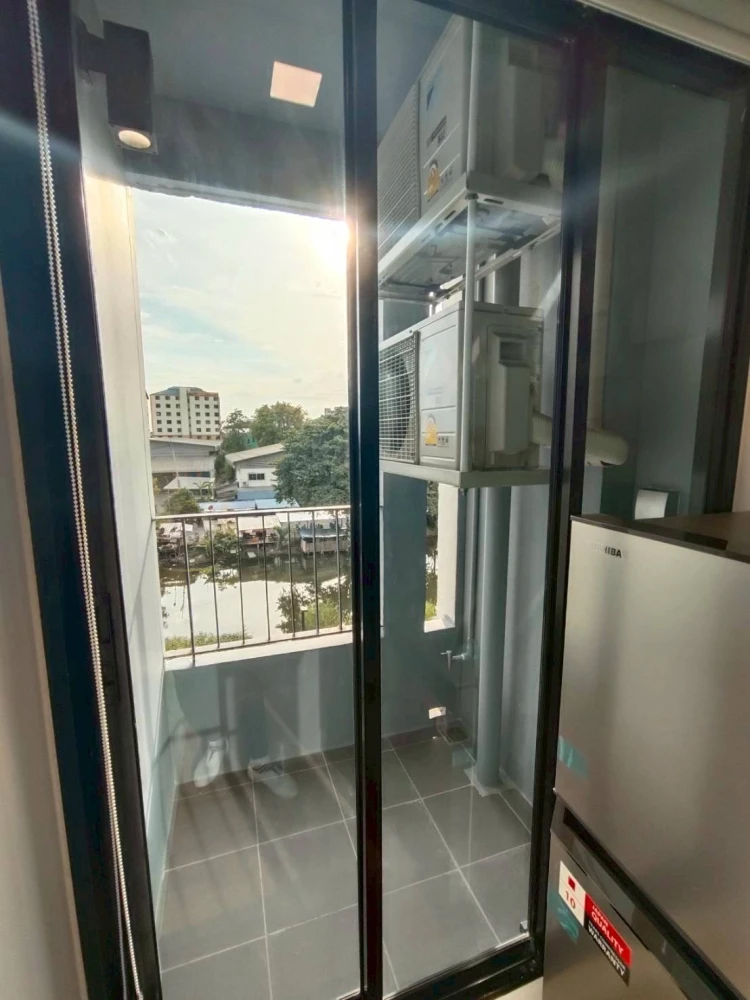 For rent!! Atmoz Canal Rangsit, 5th floor, Building C, canal view, beautiful room, fully furnished, ready to move in. Don't miss out!!