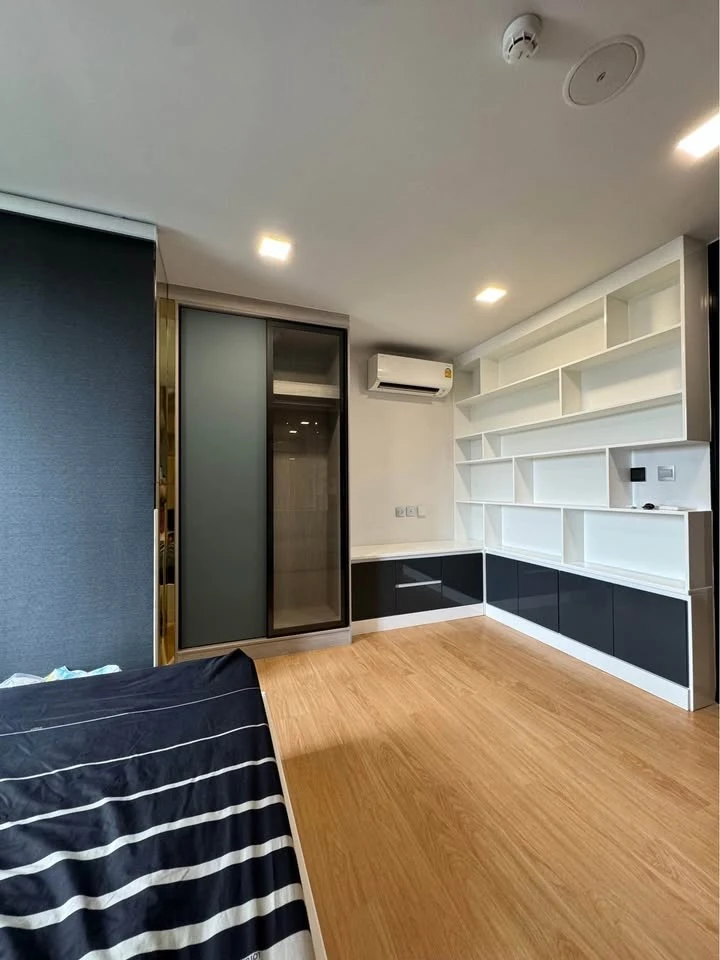 For rent: Atmoz Canal Rangsit, fully decorated room with built-in furniture. Hurry and reserve now!