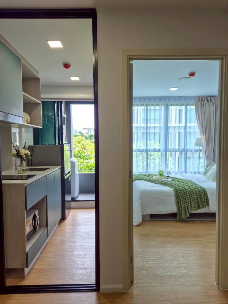 For rent: Atmoz Canal Rangsit. Beautifully decorated room with full amenities. Come and reserve today. Don't delay!
