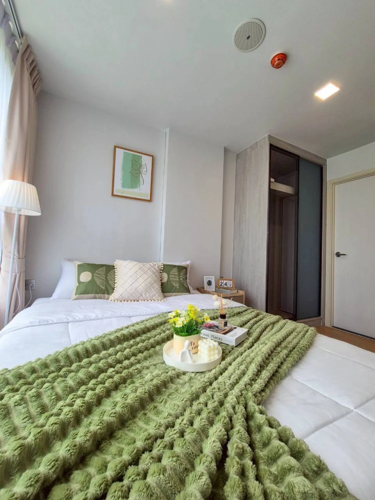 For rent: Atmoz Canal Rangsit. Beautifully decorated room with full amenities. Come and reserve today. Don't delay!
