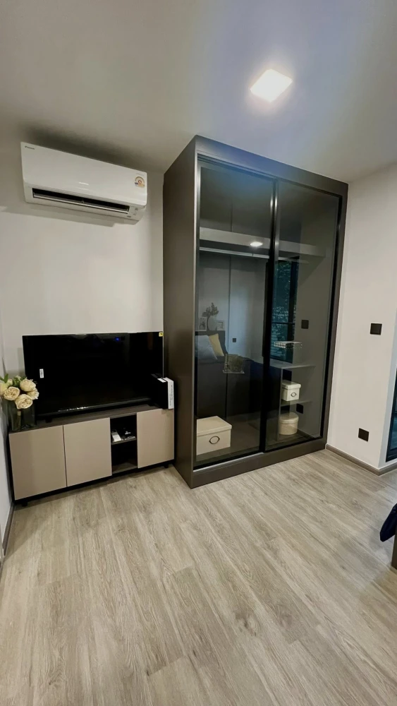 For rent: Atmoz Palacio Lat Phrao-Wang Hin, Building A, 2nd floor, shady, tree view, fully furnished, move in now, don't hesitate.