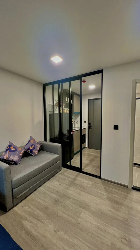 For rent: Atmoz Palacio Lat Phrao-Wang Hin, Building A, 2nd floor, shady, tree view, fully furnished, move in now, don't hesitate.