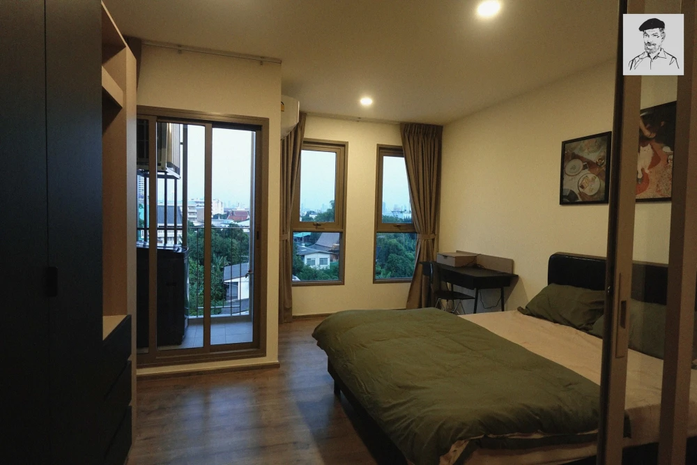 For rent: Aspire Pinklao - Arun Amarin, 5th floor, tree view, cool breeze all the time, fully furnished, must reserve now.