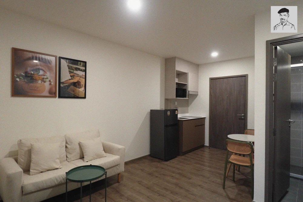 For rent: Aspire Pinklao - Arun Amarin, 5th floor, tree view, cool breeze all the time, fully furnished, must reserve now.