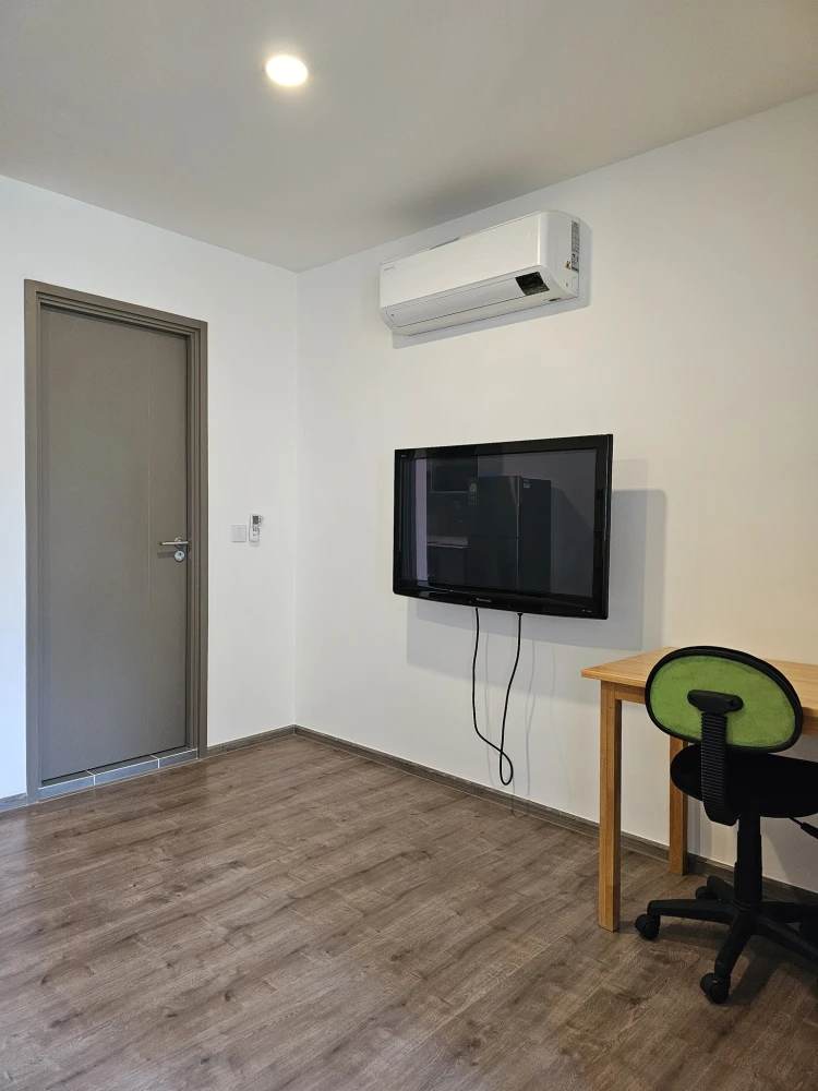 For rent: Aspire Pinklao-Arun Amarin, ready-to-move-in unit with complete furniture and appliances. Book now, don't miss out!
