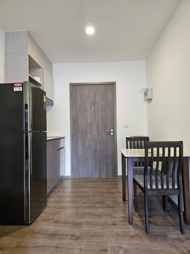 For rent: Aspire Pinklao-Arun Amarin, ready-to-move-in unit with complete furniture and appliances. Book now, don't miss out!
